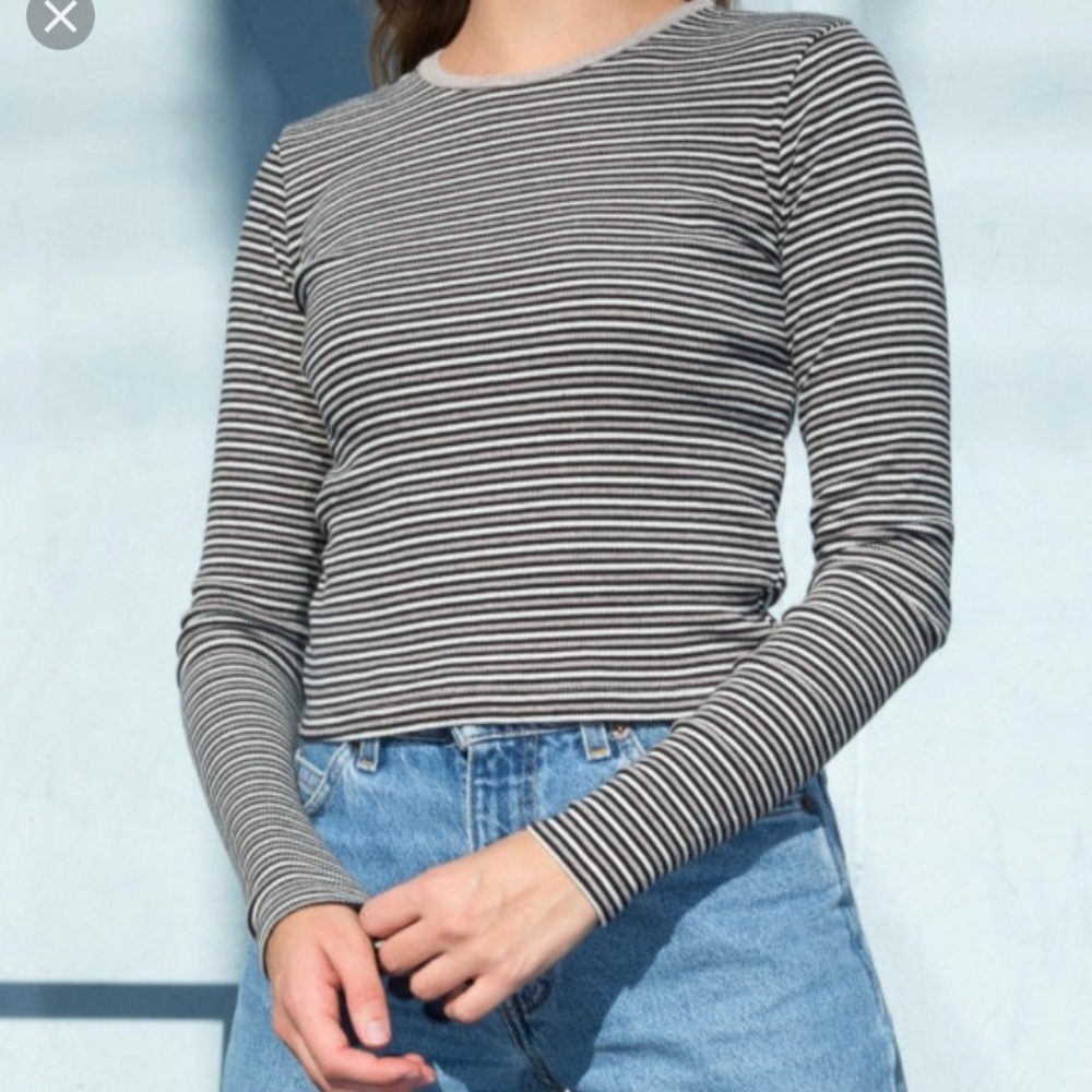 Brandy Melville Santana top!